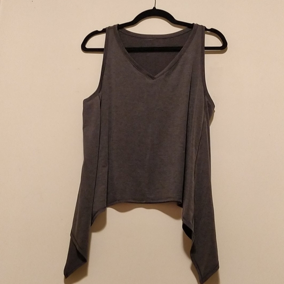 Lululemon Watch Me Flip Tank - Picture 7 of 8